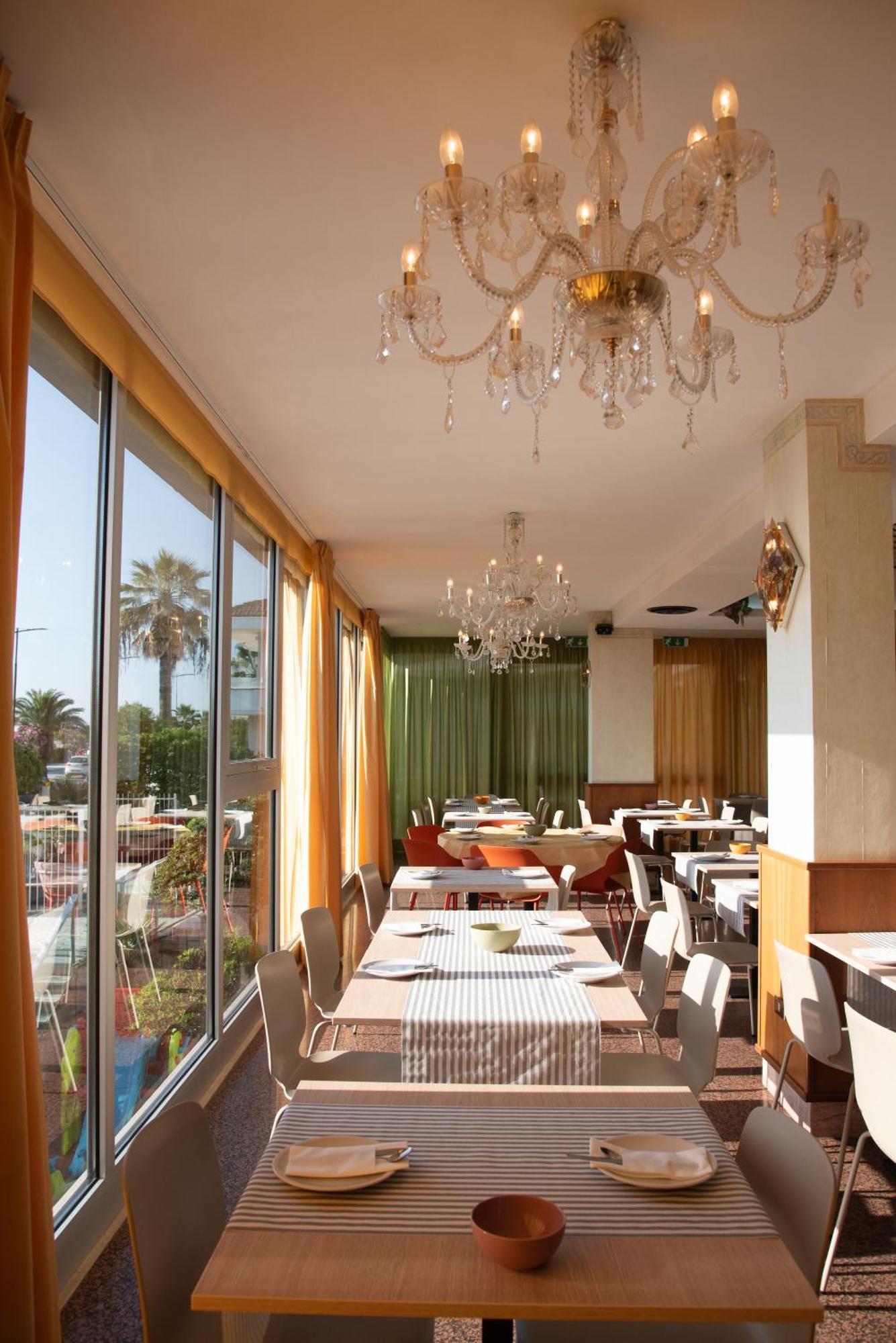 גרוטמארה Hotel Eden מראה חיצוני תמונה